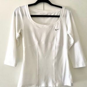 Nike Dri-Fit Women’s athletic tennis top Color: White (Size: Med)